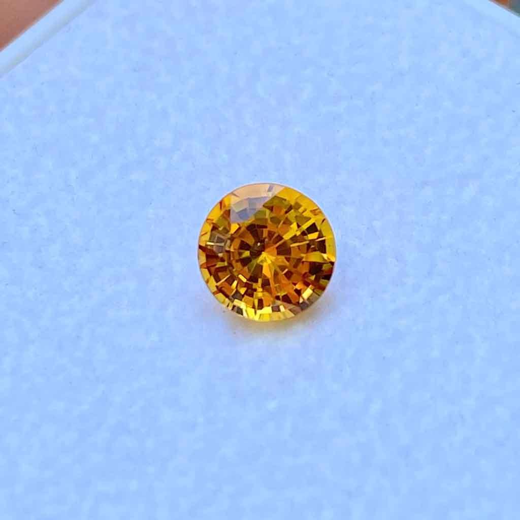 1.07ct round yellow sapphire - Lizunova Fine Jewels
