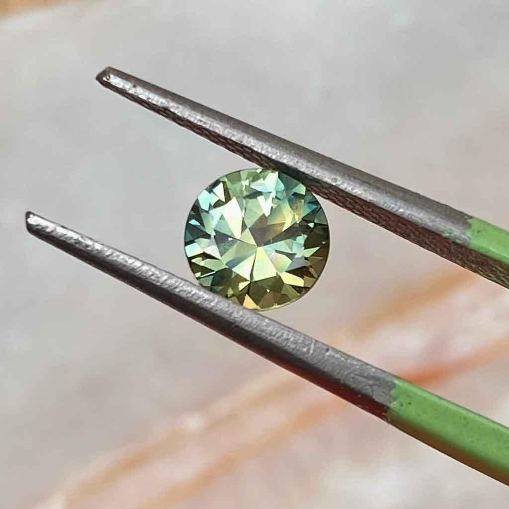 1.15ct round Australian parti sapphire - Lizunova Fine Jewels