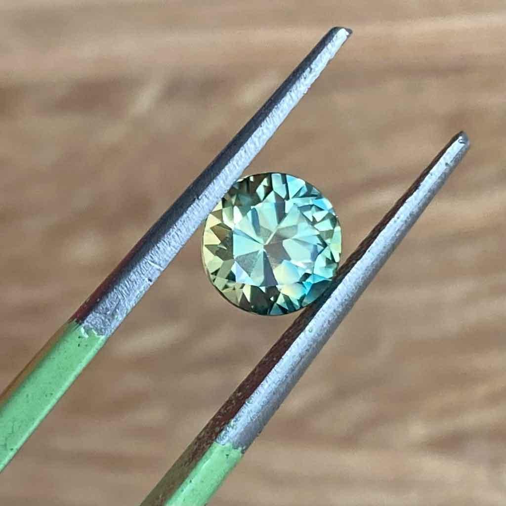 1.15ct round Australian parti sapphire - Lizunova Fine Jewels