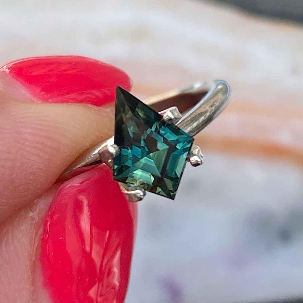 1.21ct kite Australian teal sapphire - Lizunova Fine Jewels