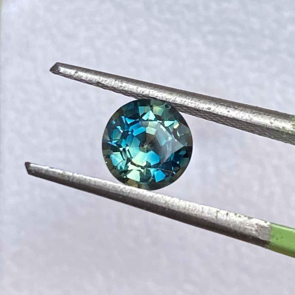 1.22ct round Australian teal parti sapphire - Lizunova Fine Jewels
