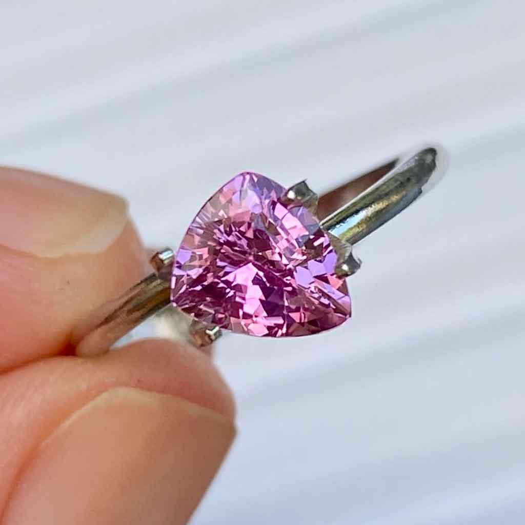 1.38ct freeform pink sapphire - Lizunova Fine Jewels