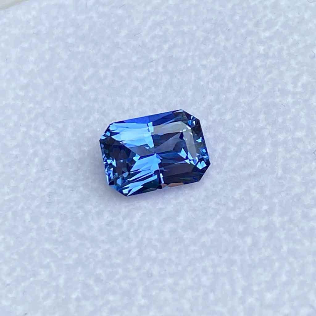 1.39ct emerald radiant cut blue sapphire - Lizunova Fine Jewels