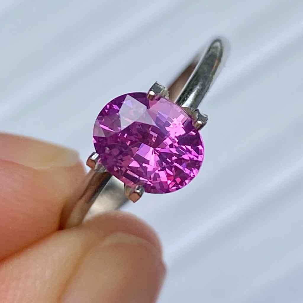 1.44ct oval pink sapphire - Lizunova Fine Jewels