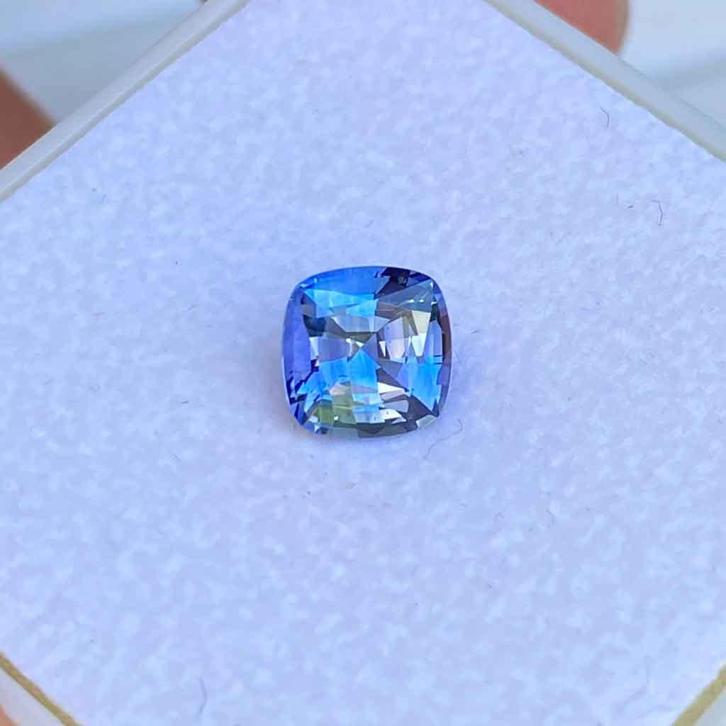 1.48ct cushion cut blue sapphire - Lizunova Fine Jewels