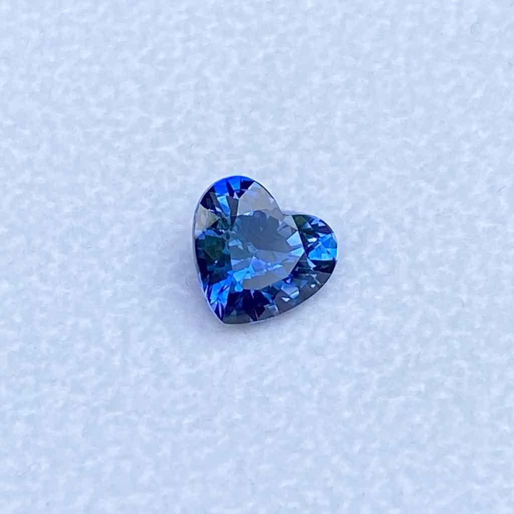 1.56ct heart shape blue sapphire - Lizunova Fine Jewels