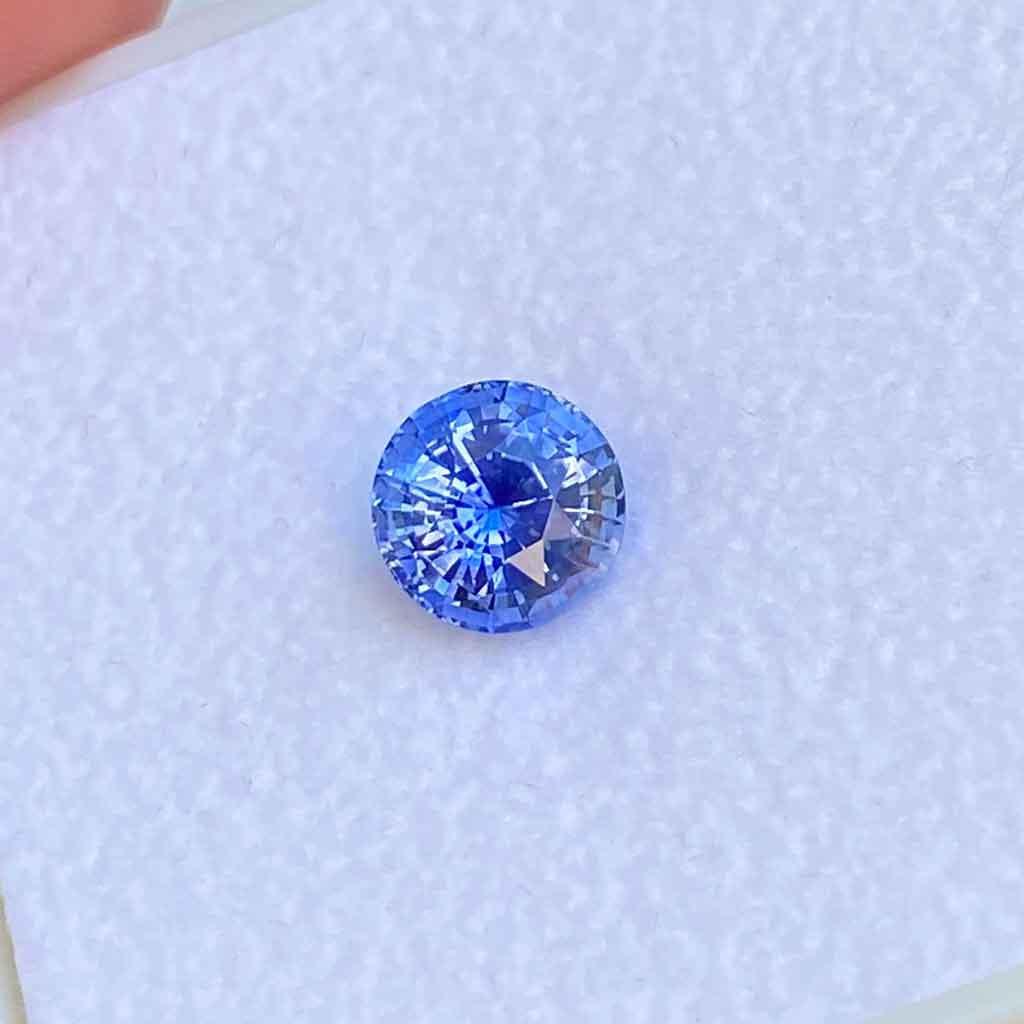 1.56ct round blue sapphire - Lizunova Fine Jewels