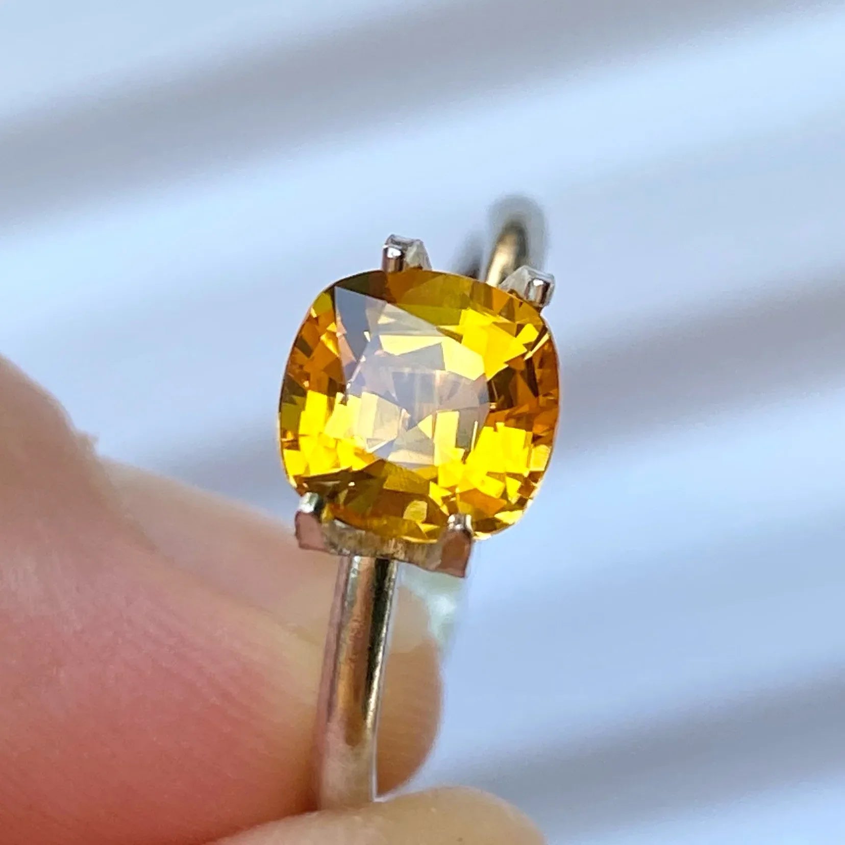 1.59ct cushion yellow sapphire - Lizunova Fine Jewels
