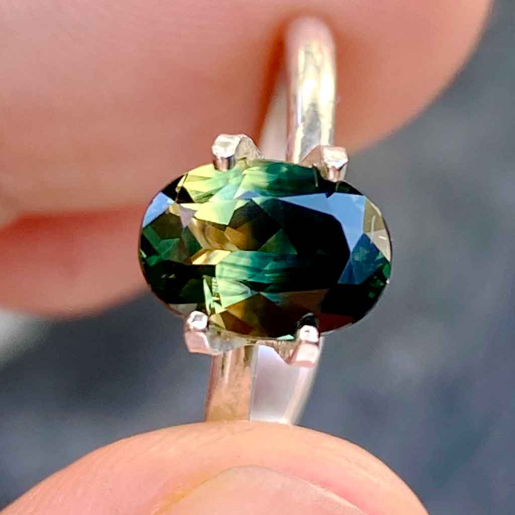 Australian-oval-parti-sapphire-bespoke-jewellery-ring-Sydney-jeweller-Lizunova-Fine-Jewels-SKU20055-1-1-2