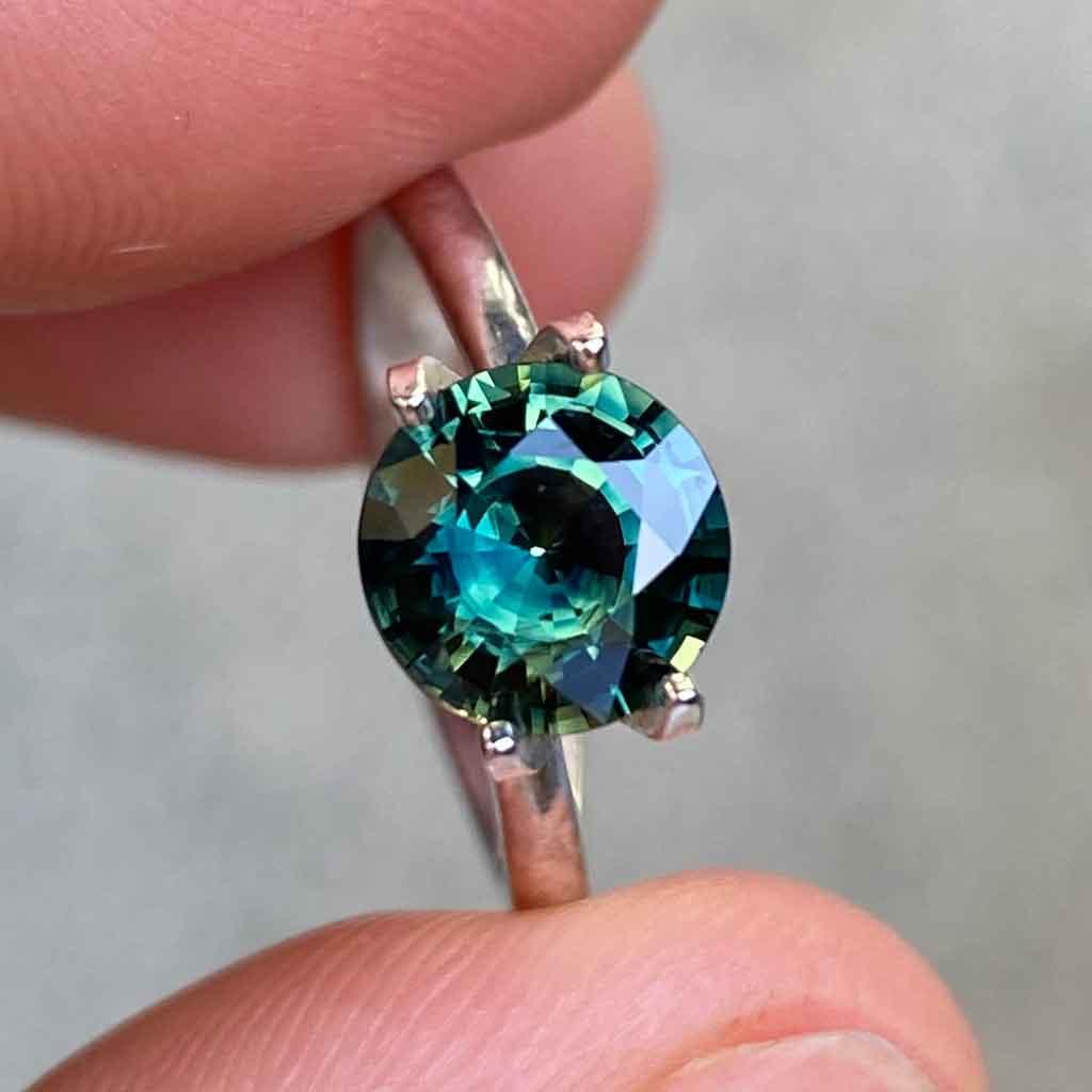 1.77ct round Australian teal parti sapphire - Lizunova Fine Jewels