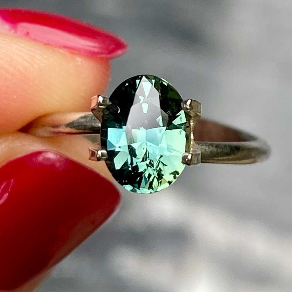 1.82ct oval Madagascan teal sapphire - Lizunova Fine Jewels