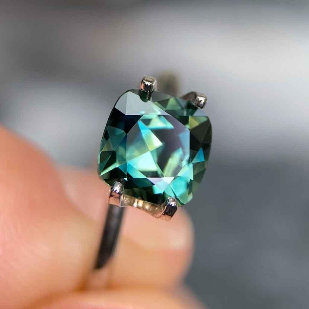 1.91ct cushion cut Australian teal parti sapphire - Lizunova Fine Jewels