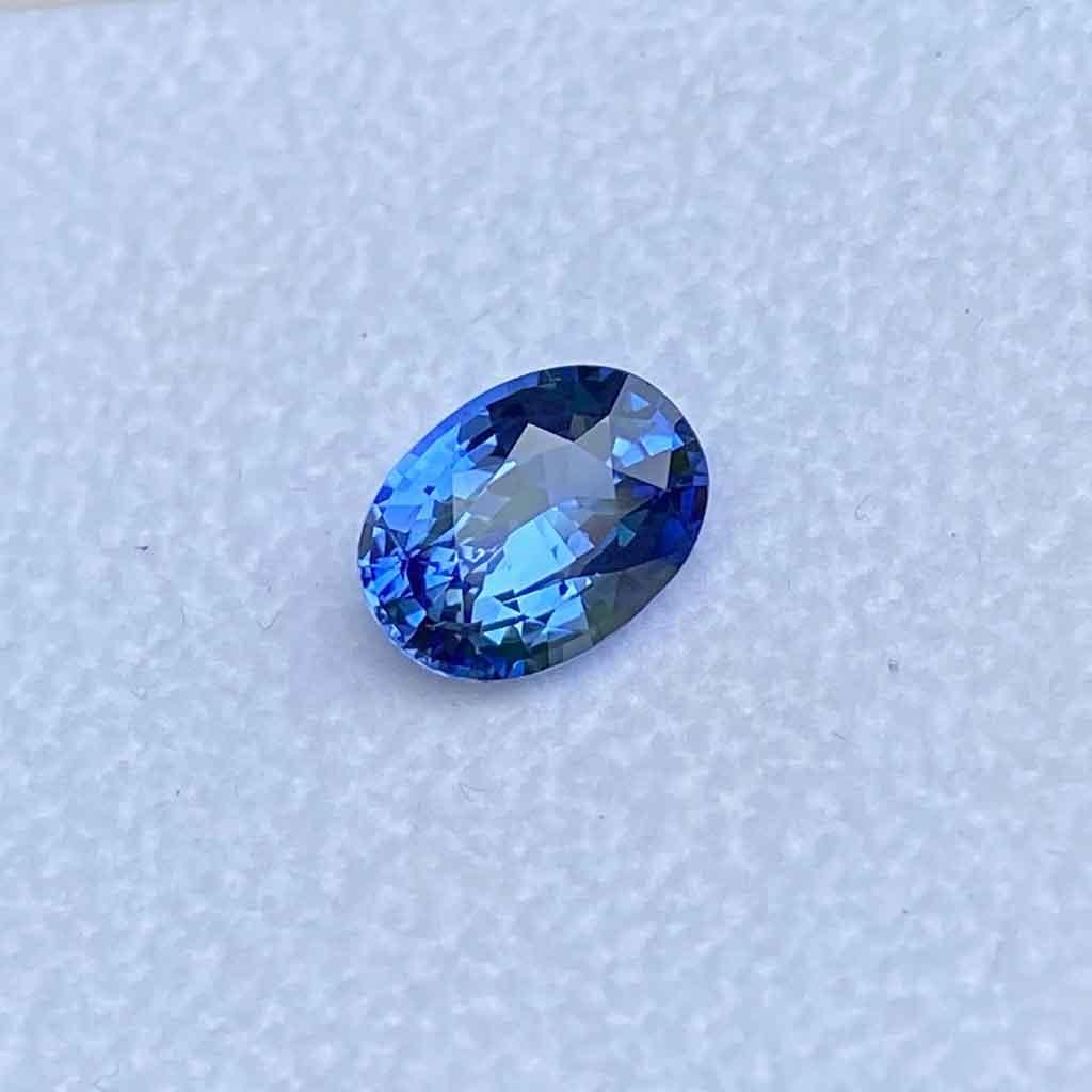 1.92ct oval blue sapphire - Lizunova Fine Jewels