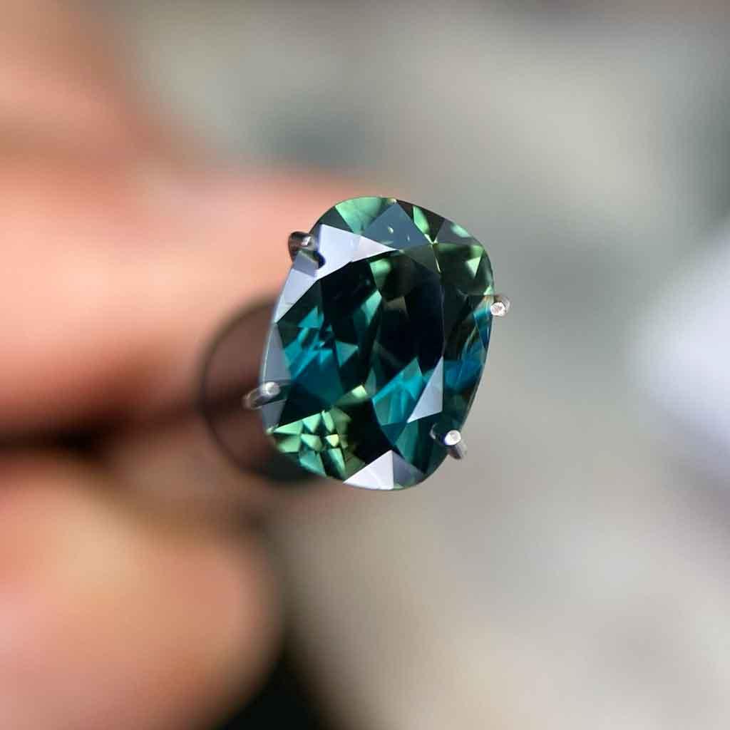 1.9ct cushion cut Australian teal parti sapphire - Lizunova Fine Jewels
