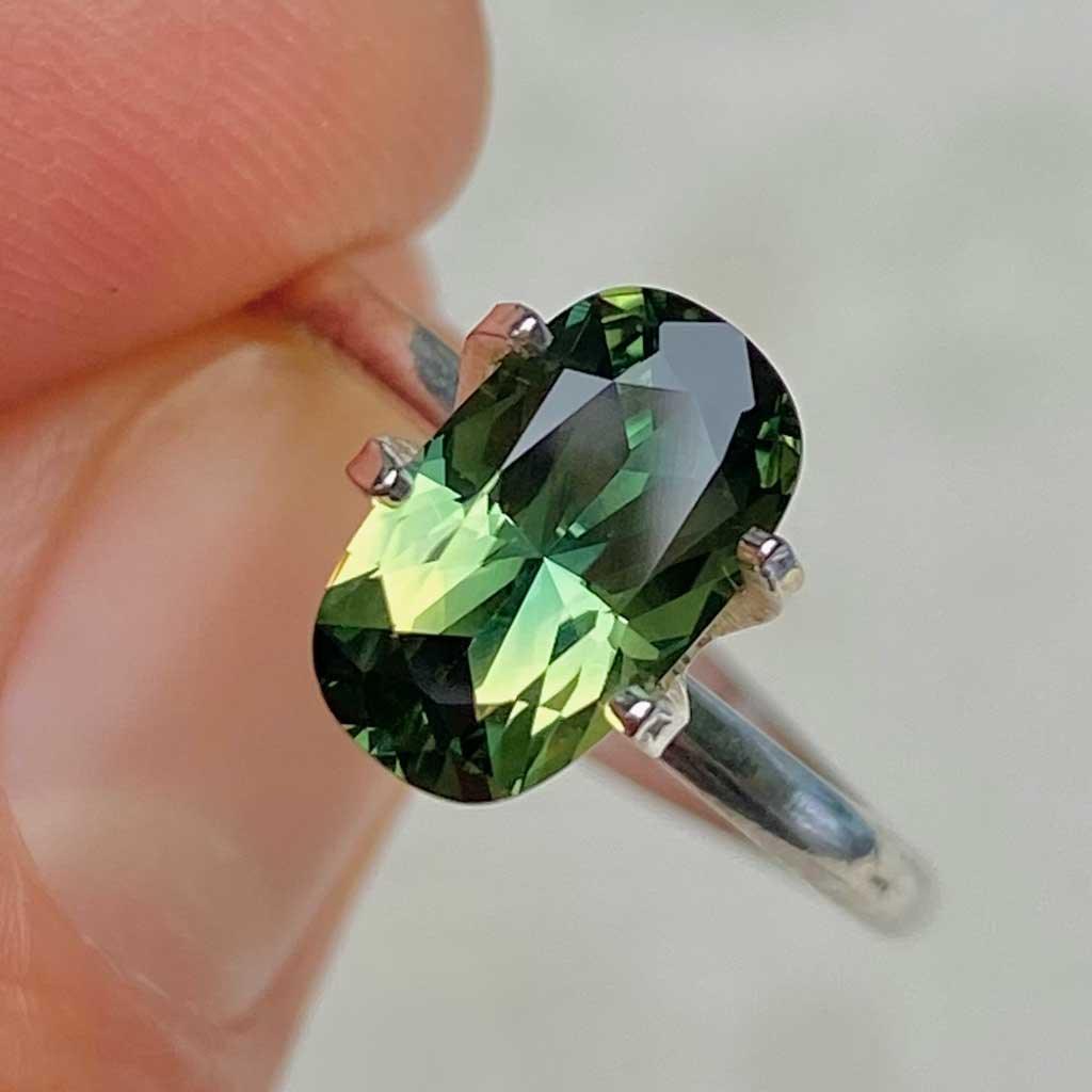 1.9ct cushion Australian teal parti sapphire - Lizunova Fine Jewels