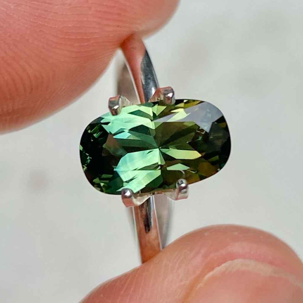 1.9ct cushion Australian teal parti sapphire - Lizunova Fine Jewels