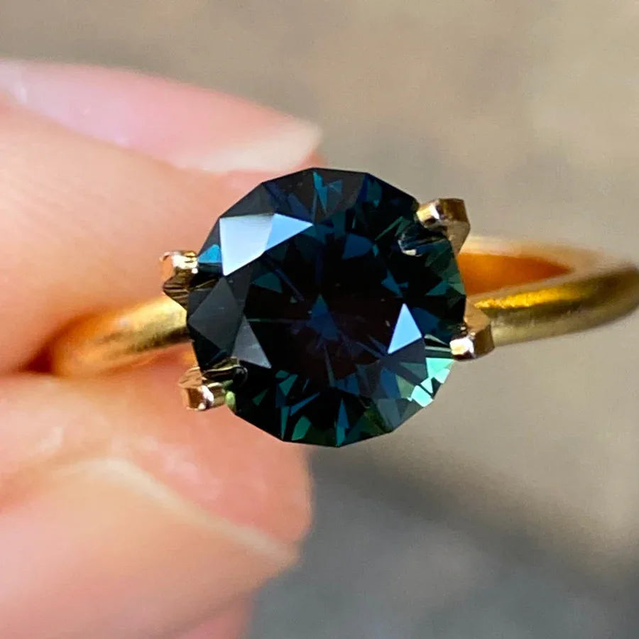 1.9ct round Australian teal parti sapphire - Lizunova Fine Jewels