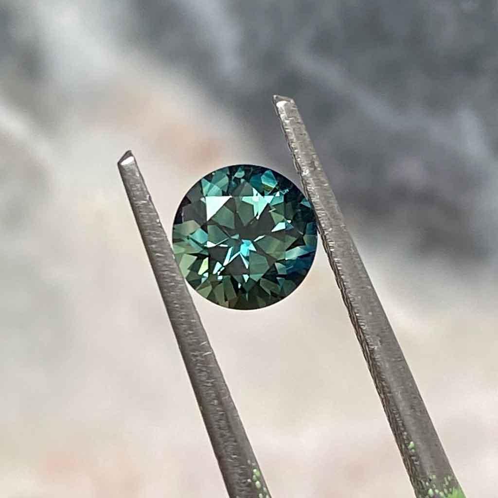 1.06ct round Australian teal sapphire - Lizunova Fine Jewels
