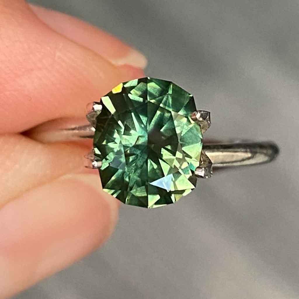 2.04ct barion cut teal green Australian sapphire - Lizunova Fine Jewels