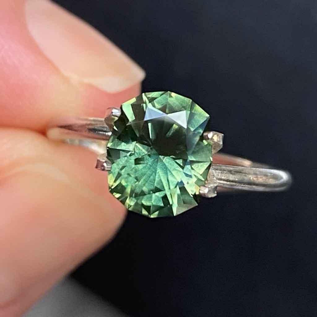 2.04ct barion cut teal green Australian sapphire - Lizunova Fine Jewels