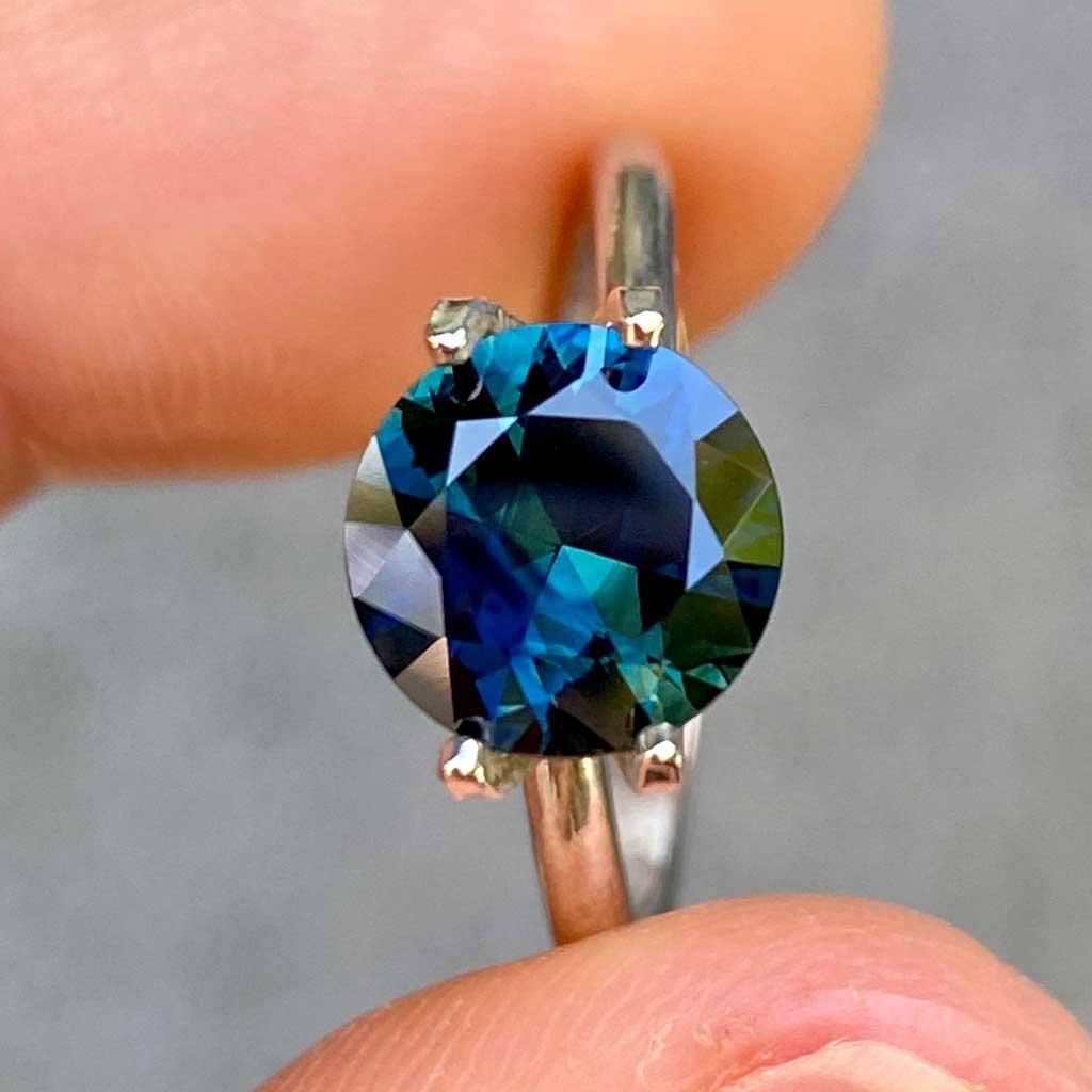 2.09ct round Australian teal parti sapphire - Lizunova Fine Jewels