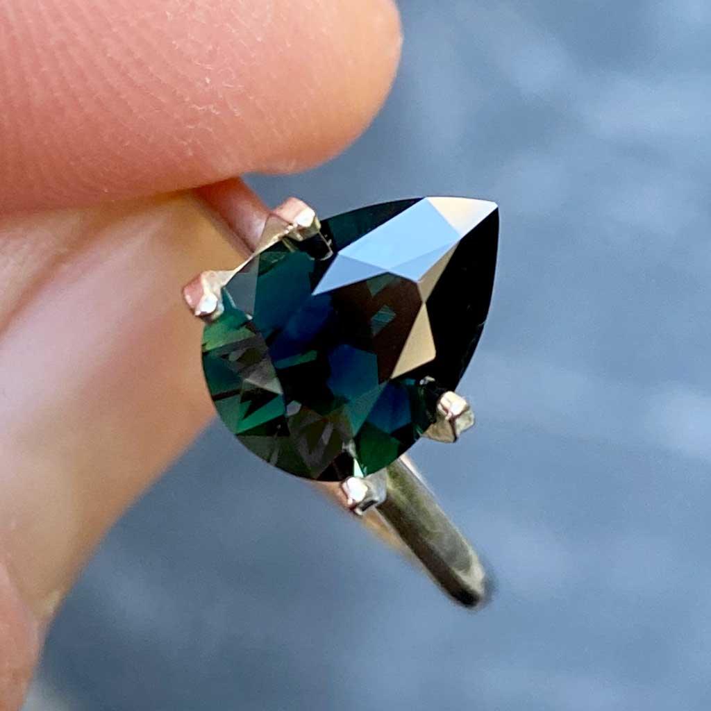 2.18ct pear cut Australian parti sapphire - Lizunova Fine Jewels