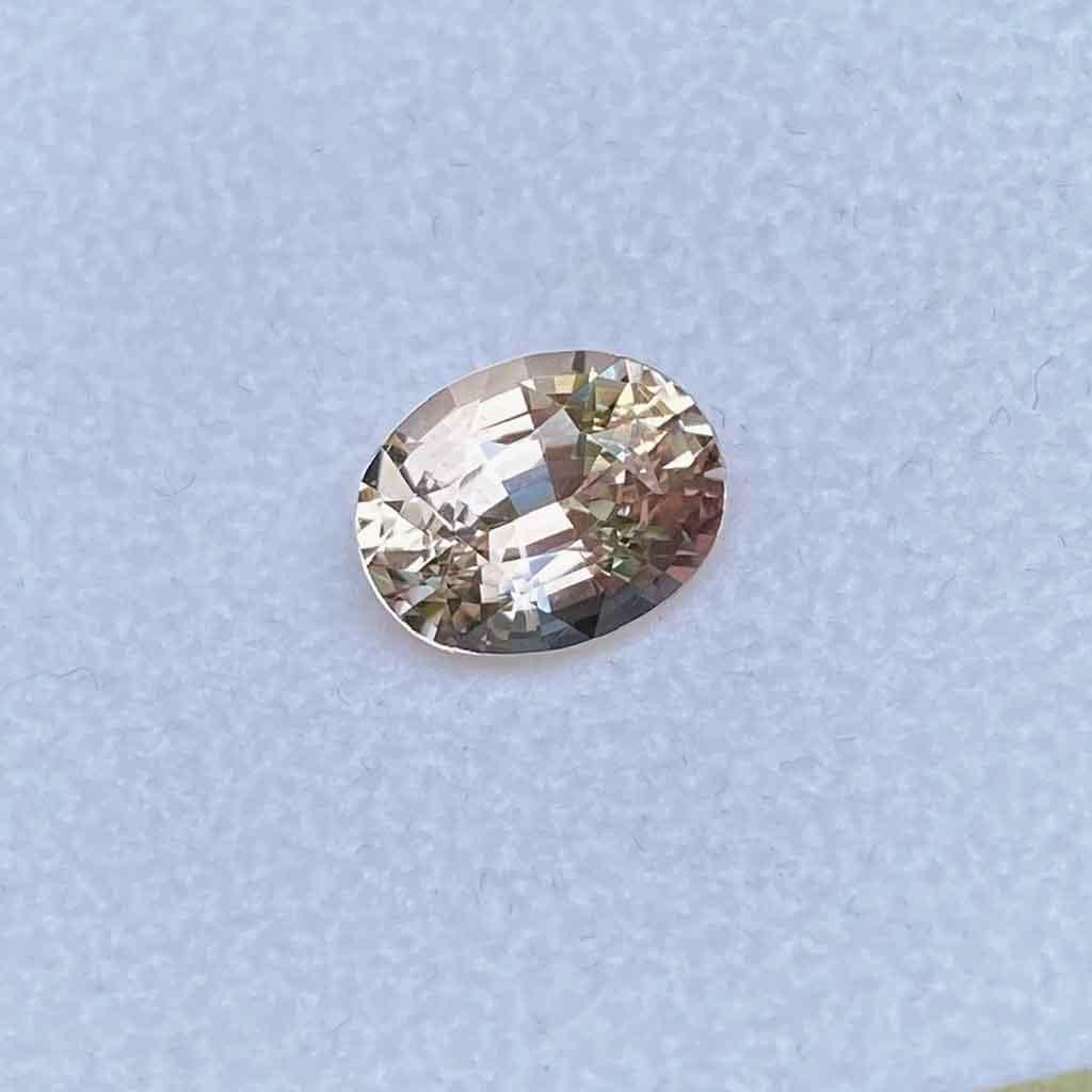 2.25ct oval champagne sapphire - Lizunova Fine Jewels
