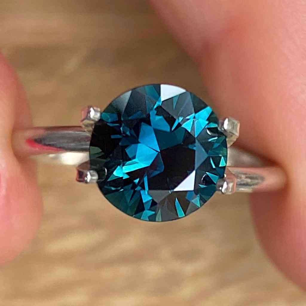 2.23ct round Australian teal parti sapphire - Lizunova Fine Jewels