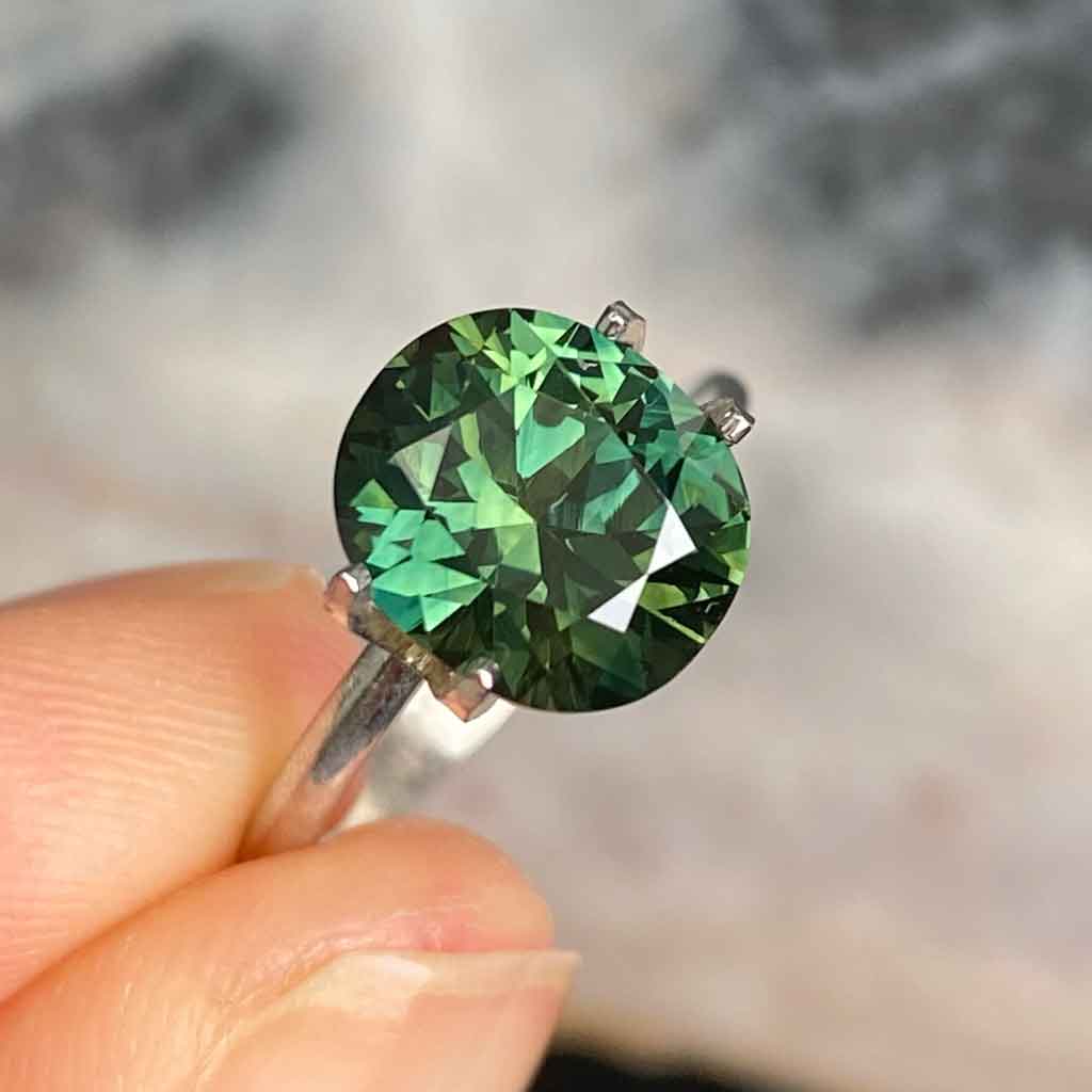 Oval Australian seafoam teal sapphire 3.37ct – Lizunova