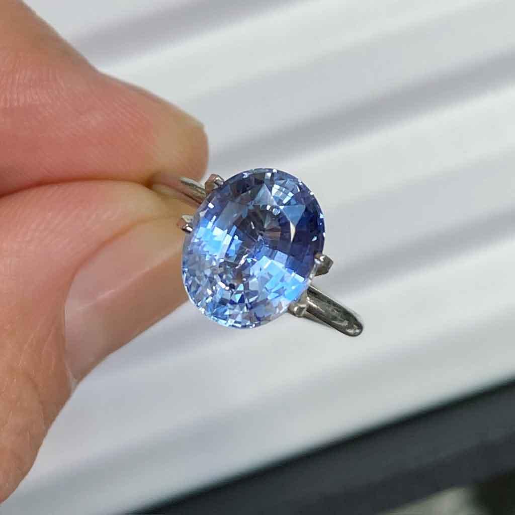 4.3ct oval light blue sapphire - Lizunova Fine Jewels