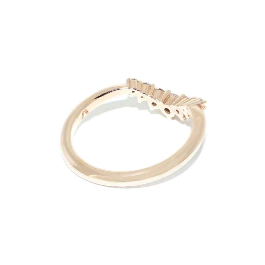 Ami | Curved diamond wedding band - Lizunova Fine Jewels