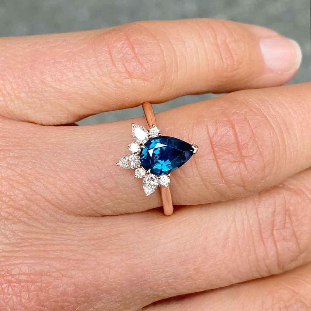 Bella | Teal sapphire diamond halo engagement ring - Lizunova Fine Jewels