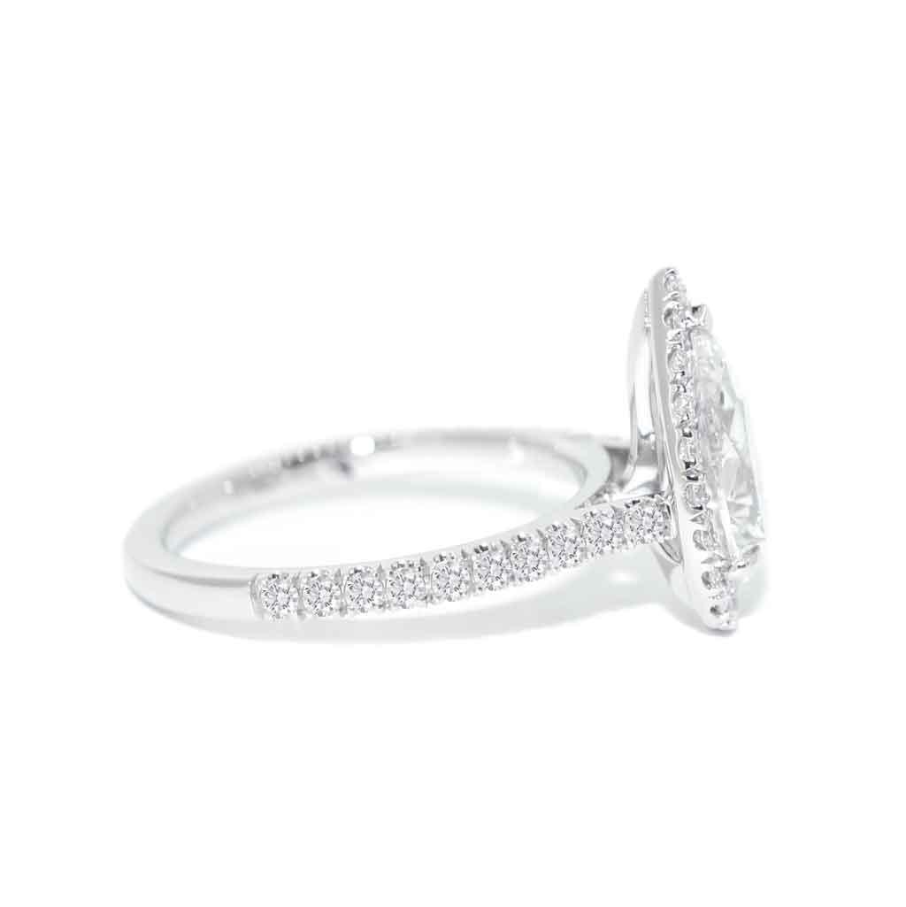 Astrid | Diamond halo engagement ring - Lizunova Fine Jewels