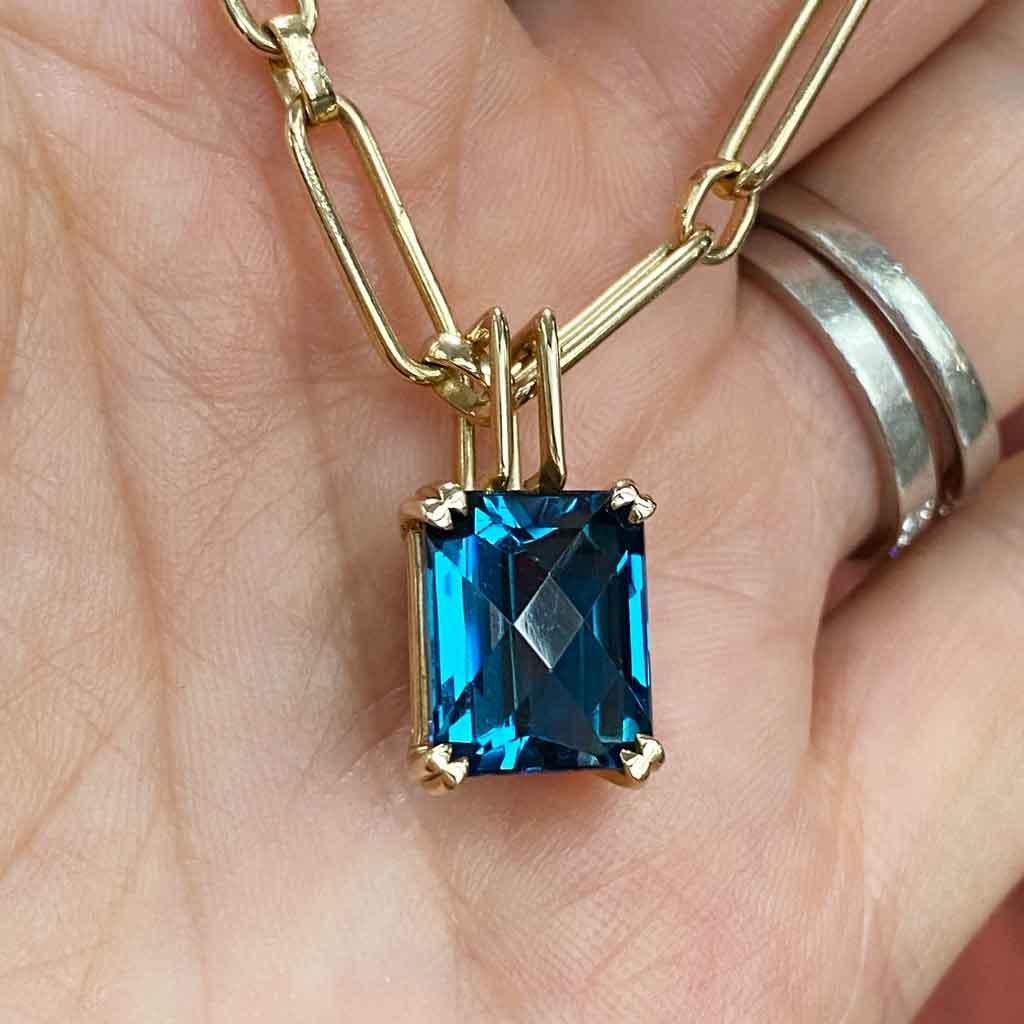 Chelsea | London Blue Topaz pendant - Lizunova Fine Jewels