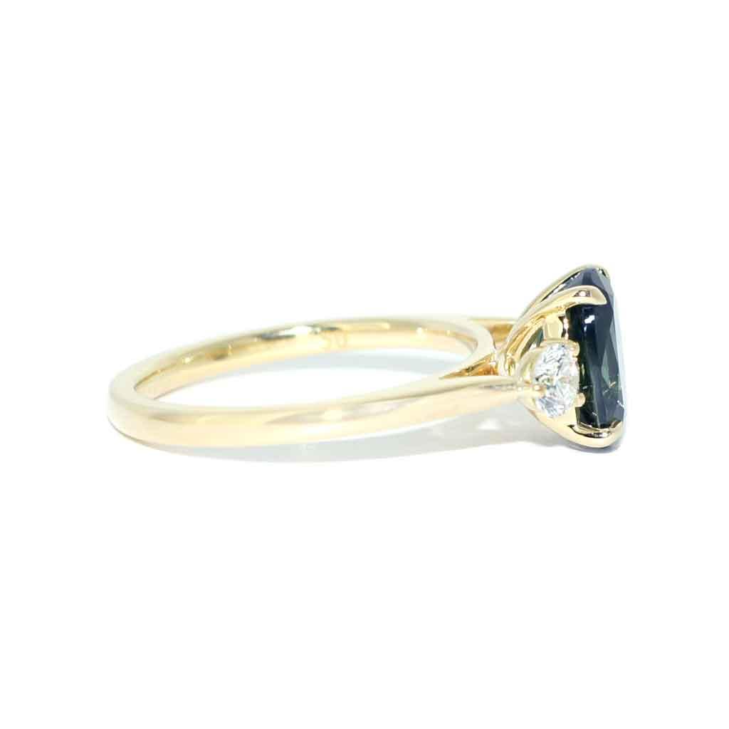 Cora | Oval teal parti sapphire diamond engagement ring - Lizunova Fine Jewels