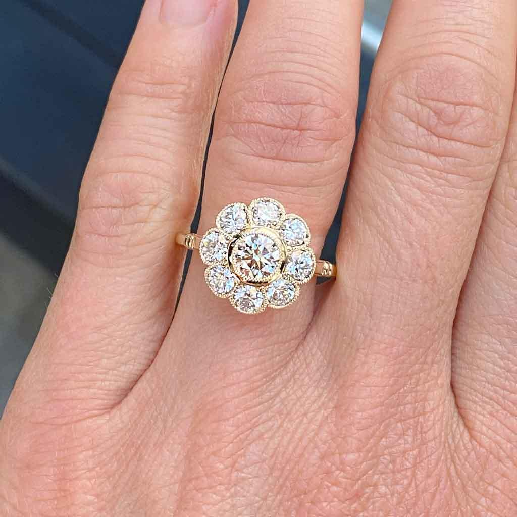 Daisy | Diamond halo engagement ring - Lizunova Fine Jewels