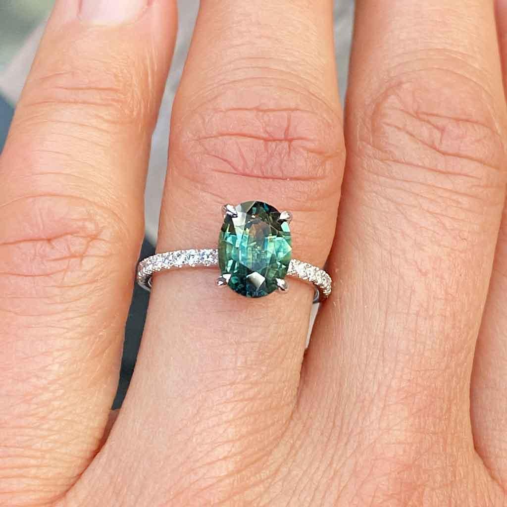 Elle | Teal parti sapphire engagement ring - Lizunova Fine Jewels