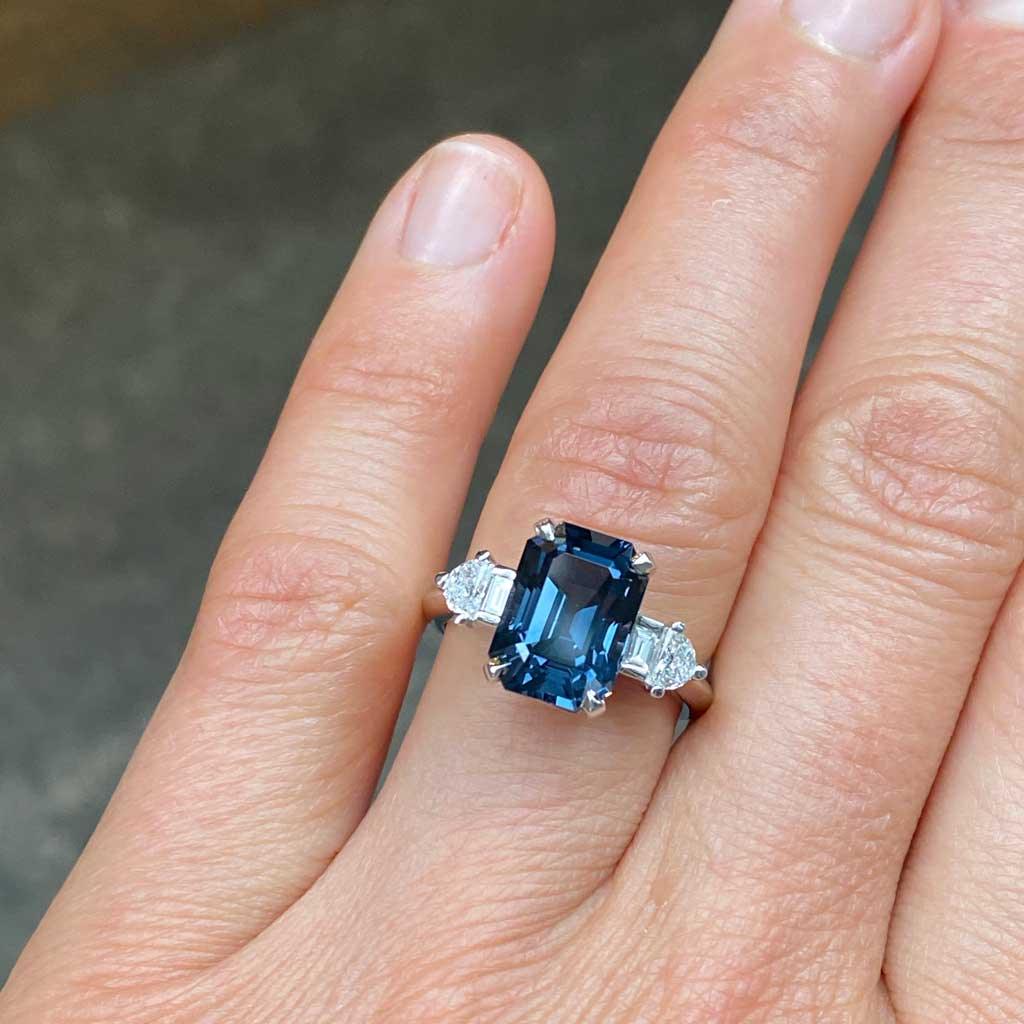 Ellington | Spinel & diamond white gold ring - Lizunova Fine Jewels