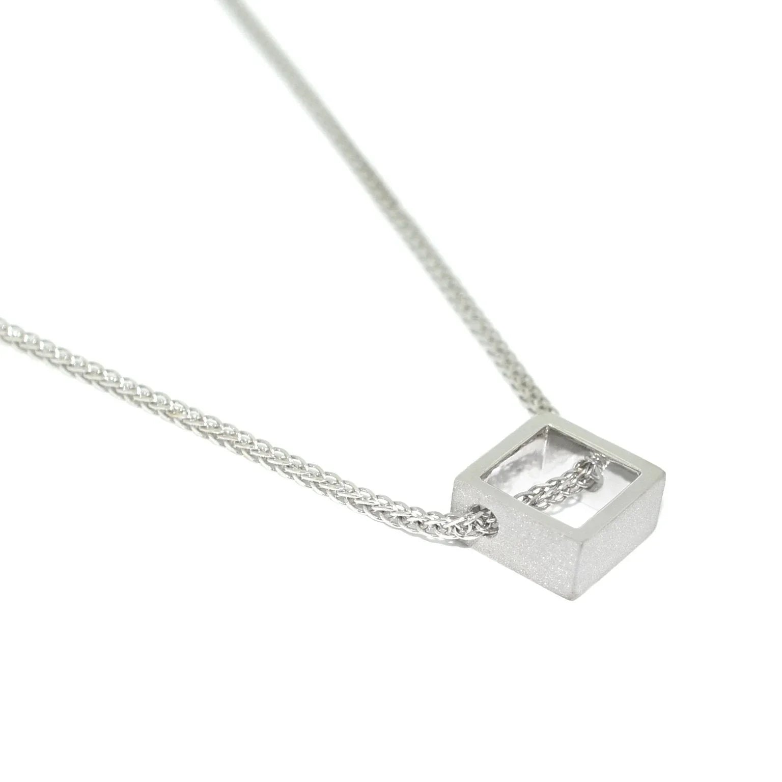 Geometric | Square white gold pendant necklace - Lizunova Fine Jewels