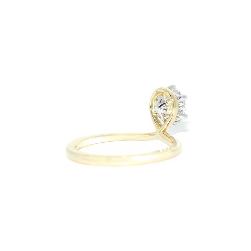 Infinity | Diamond engagement ring - Lizunova Fine Jewels