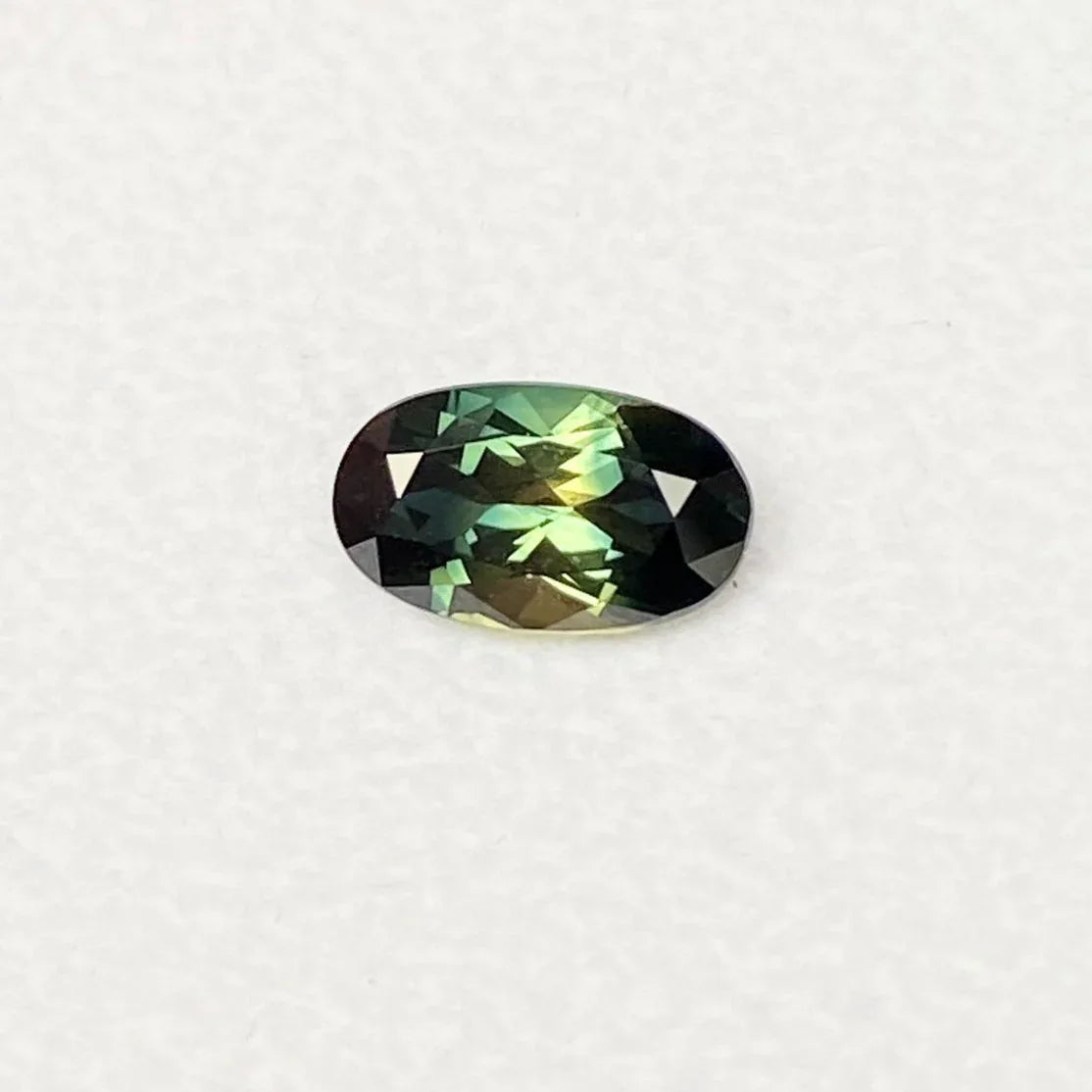 1.38ct oval Australian parti sapphire - Lizunova Fine Jewels