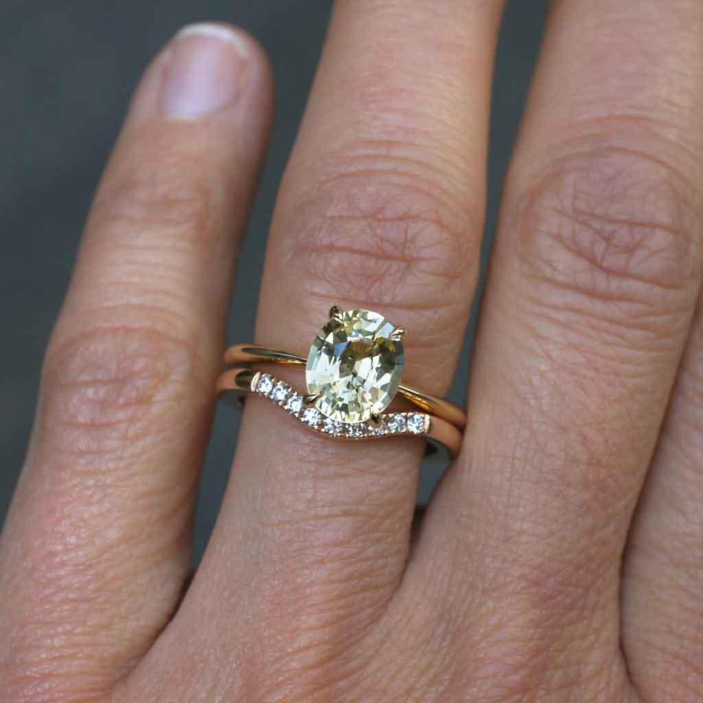 Lucia | Oval yellow sapphire engagement ring - Lizunova Fine Jewels
