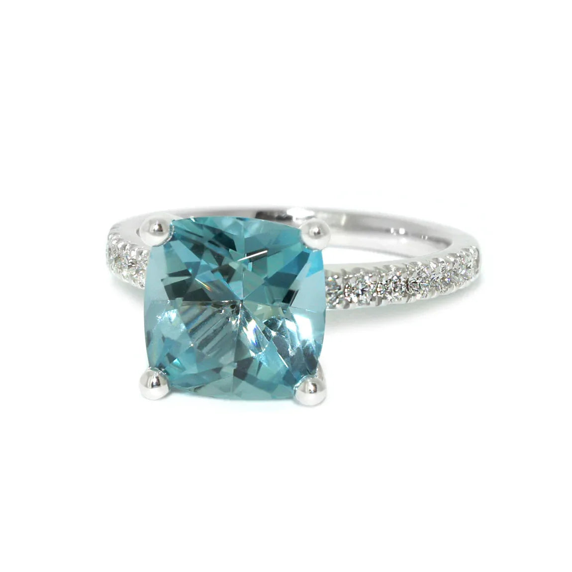 Lumiere | Aquamarine & diamond ring - Lizunova Fine Jewels