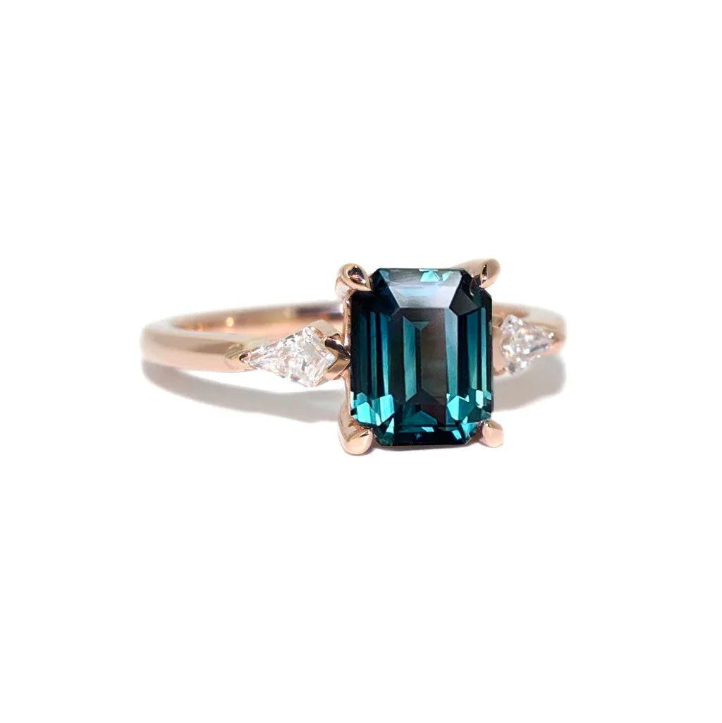 Maddie | Teal sapphire & diamond kite engagement ring - Lizunova Fine Jewels