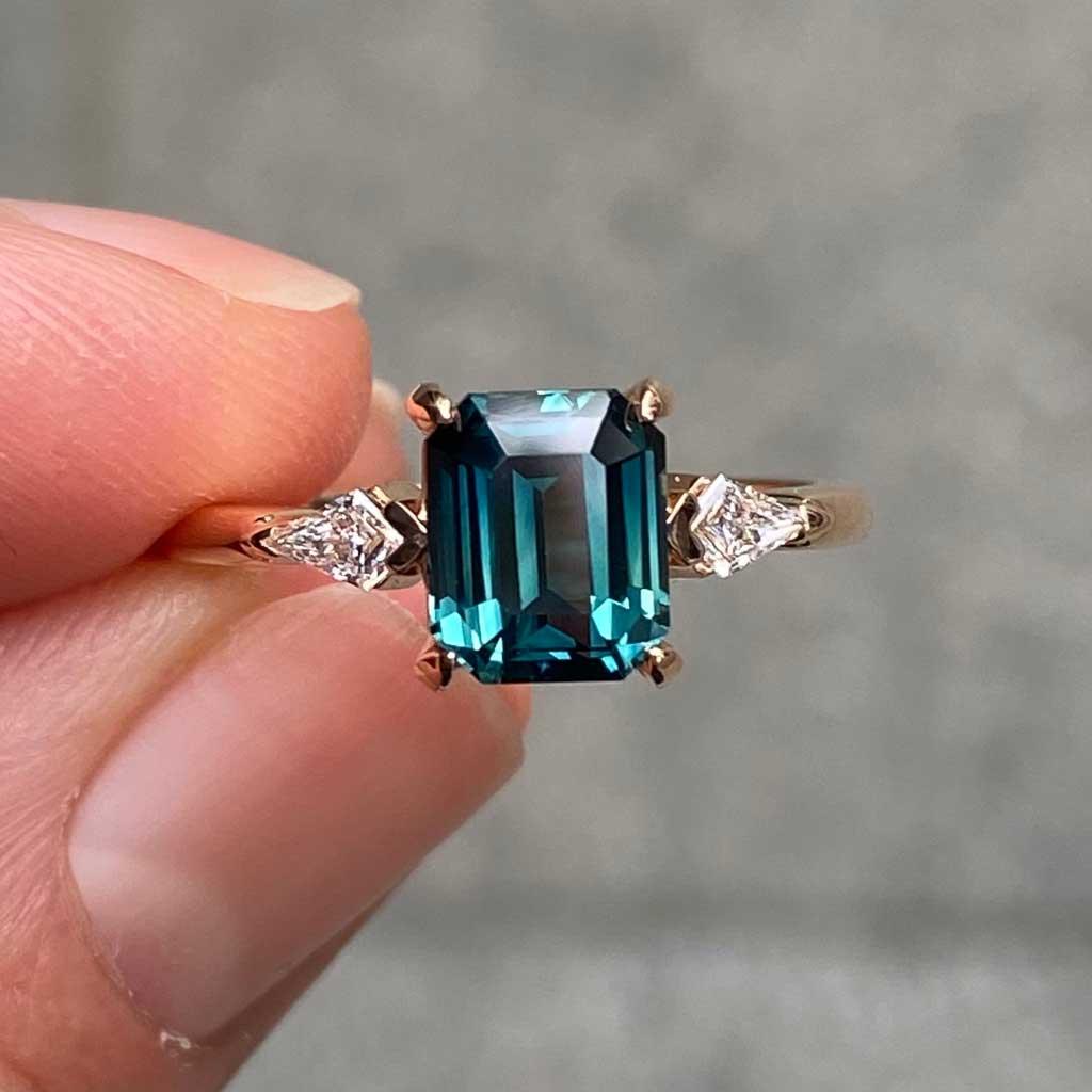Maddie | Teal sapphire & diamond kite engagement ring - Lizunova Fine Jewels