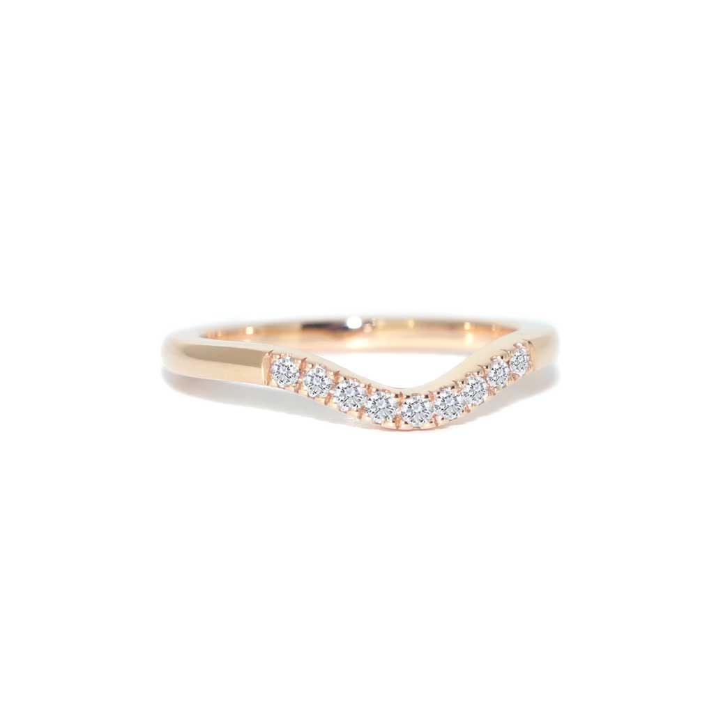 Mia | Curved diamond wedding band - Lizunova Fine Jewels