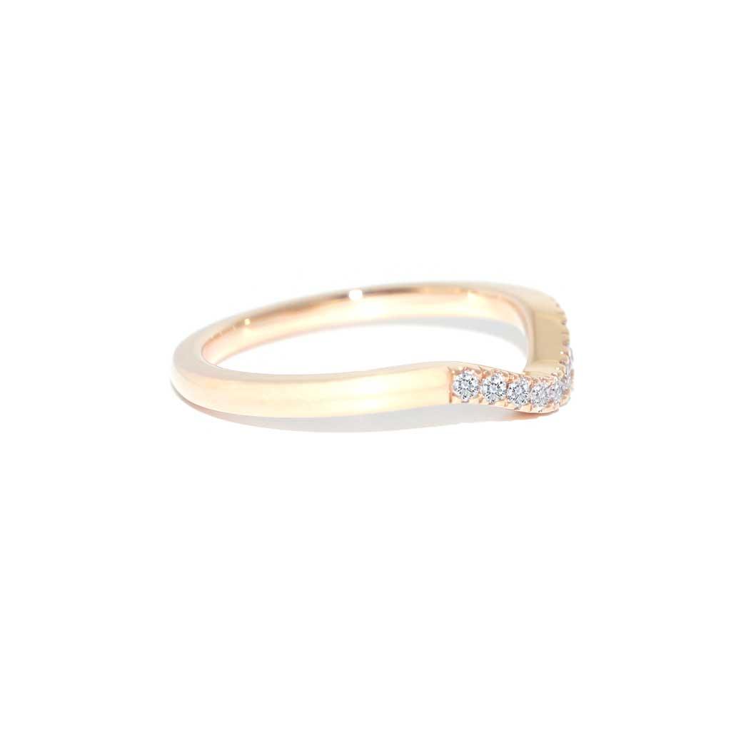 Mia | Curved diamond wedding band - Lizunova Fine Jewels