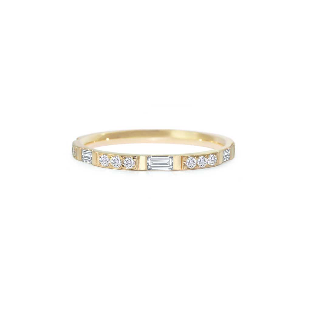 Molly - Baguette & round diamond wedding ring - Lizunova Fine Jewels