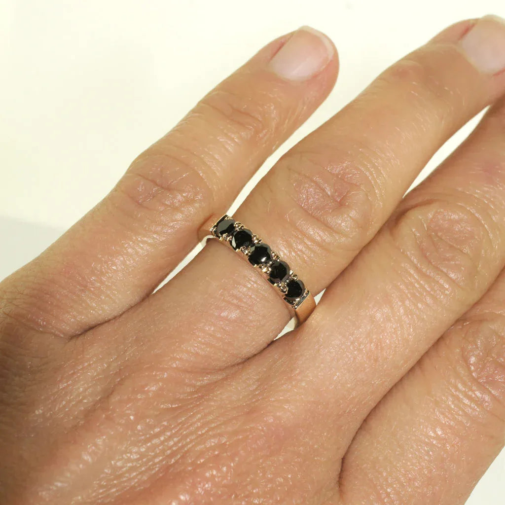 Noir II | Black diamond wedding band - Lizunova Fine Jewels