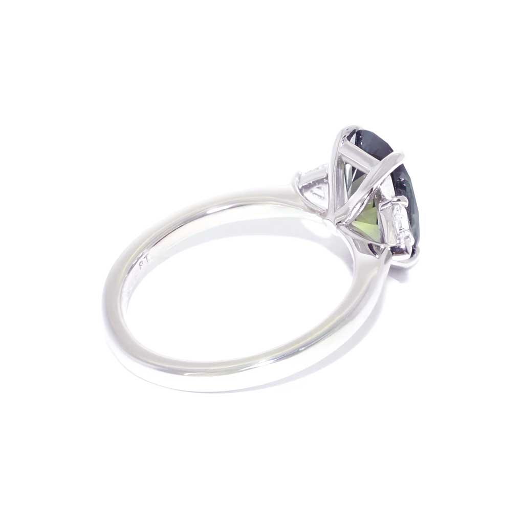 Nola | Oval green sapphire diamond trilliant engagement ring - Lizunova Fine Jewels